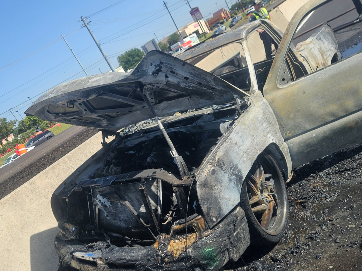 Help Adrian Muñoz Rebuild After Truck Fire campaign photo, 1 of 3