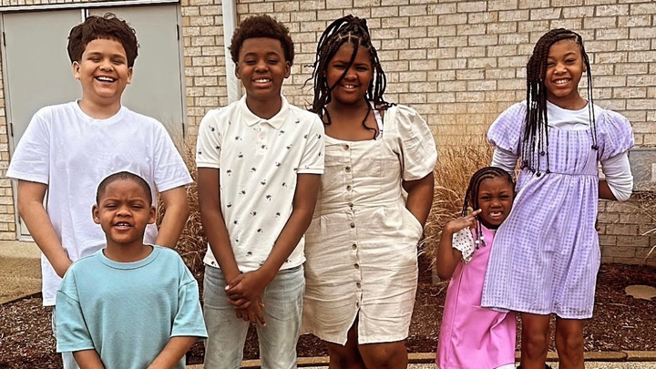 Help a Single Dad Give His Foster Kids a Magical Christmas! campaign photo, 1 of 3