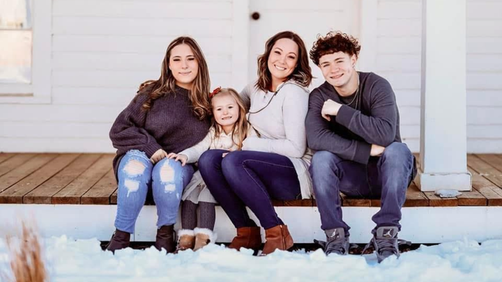 A Mom Who Always Gives, Now Needs Us ❤️ campaign photo, 1 of 4
