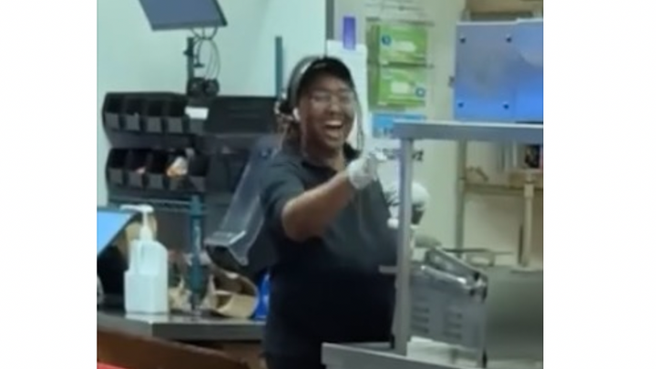 For Jakaira Cole’s solo-shift at Taco Bell!