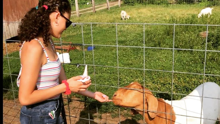 Help Jaricelys Study Zoology in Centro America campaign photo, 1 of 3