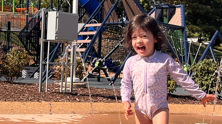 Donate to Keep Adrianna and Her Daughter Stable campaign photo, 1 of 3