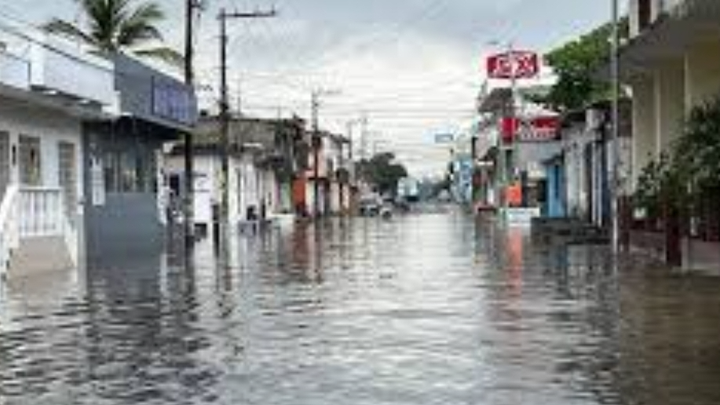 Getroffen door overstromingen in Mexico campaign photo, 1 of 5