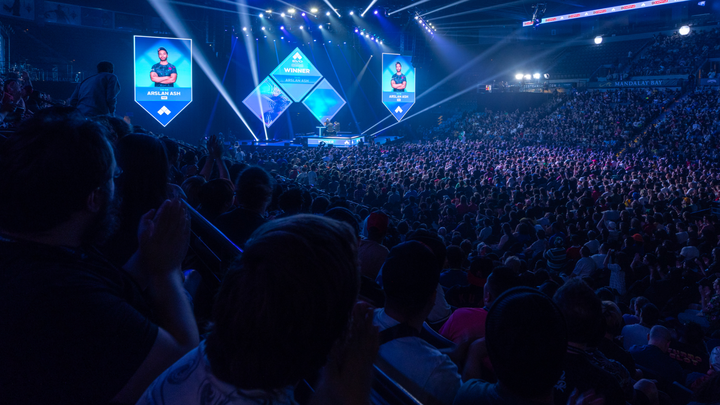 Kampagnen-Foto für Help me Become The first to represent my Country at EVO, 1 von 4