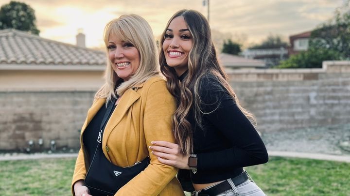 Help My Mom Fight Stage 4 Breast Cancer campaign photo, 1 of 8
