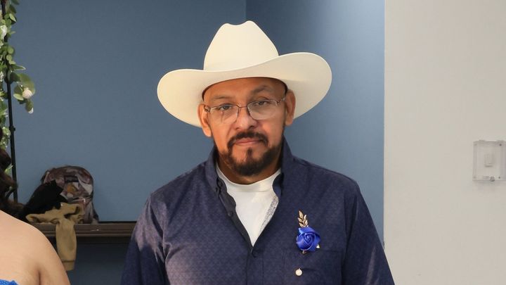 Help Arturo Return to His Family campaign photo, 1 of 8