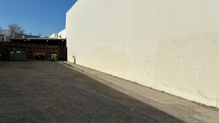 Create Chico's Outdoor Art Gallery campaign photo, 1 of 7