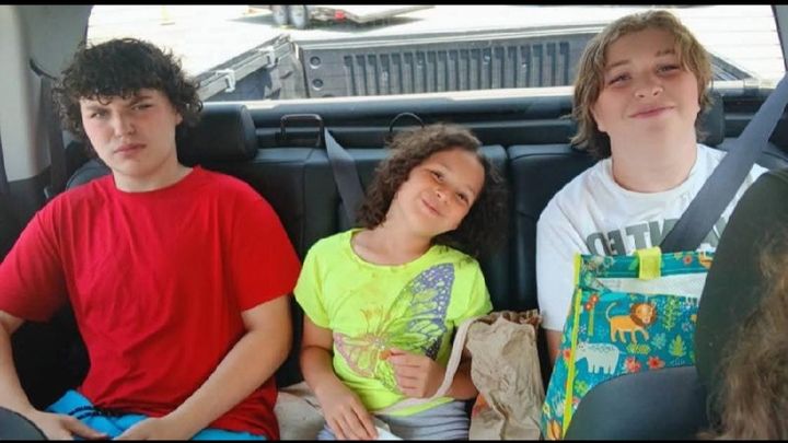 Help Ashley Find a Stable Home for Her Family campaign photo, 1 of 3