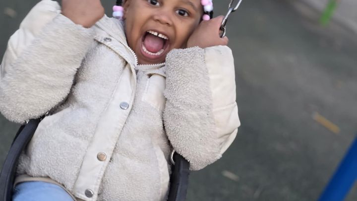 Support Shakeeler Johnson's Family in Crisis campaign photo, 1 of 7