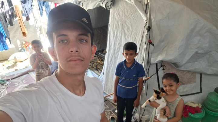 Help Mohammed and His Five Children Survive in Gaza campaign photo, 1 of 7
