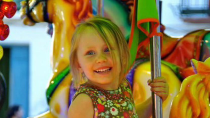 Un appareil photo pour la petite Sao campaign photo, 1 of 4