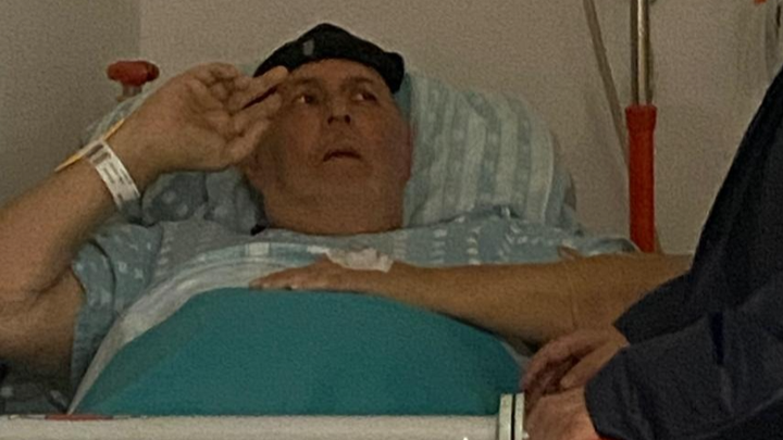 Help for My Dad, Hospitalized in Lisbon Far from Home campaign photo, 1 of 4
