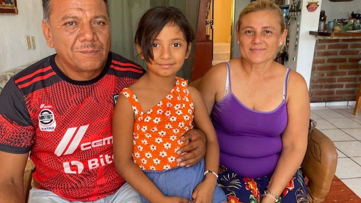Juan Victoria's son urgently needs a kidney transplant campaign photo, 1 of 3