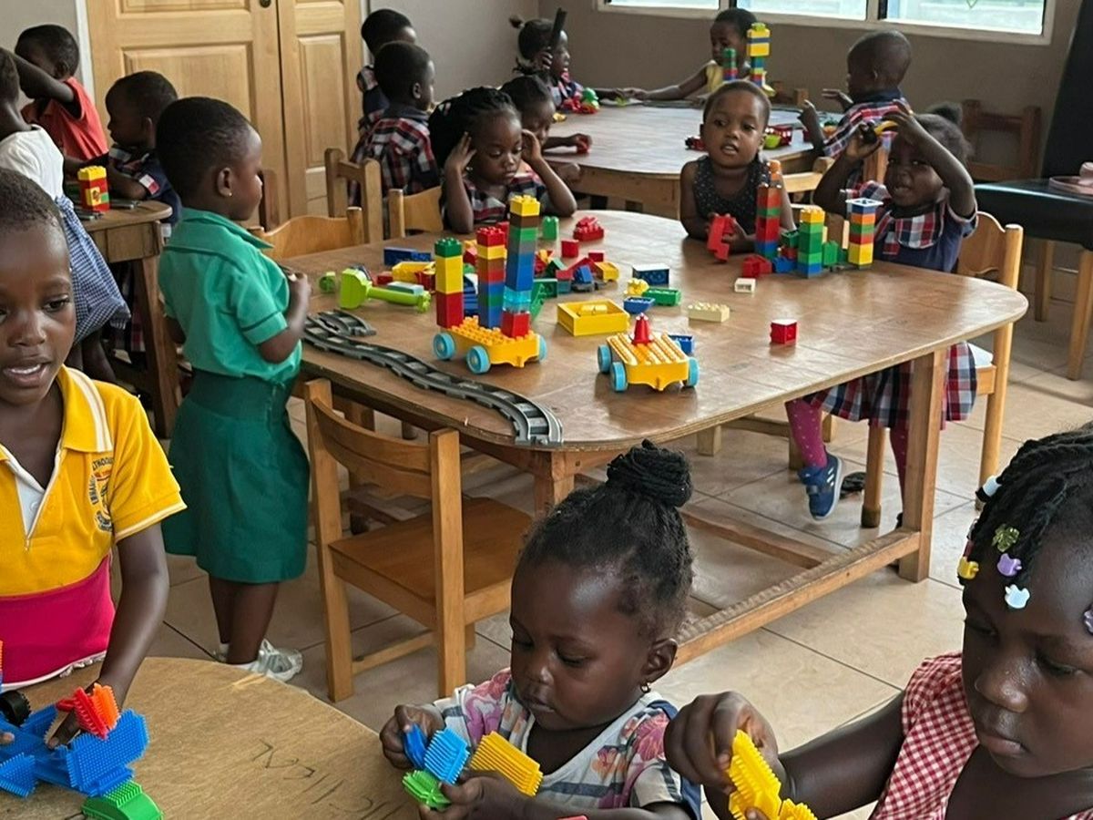 Fundraiser by Brenda, Sanne en Fleur Huuskes : Schoolproject Ghana, image size:1200x900