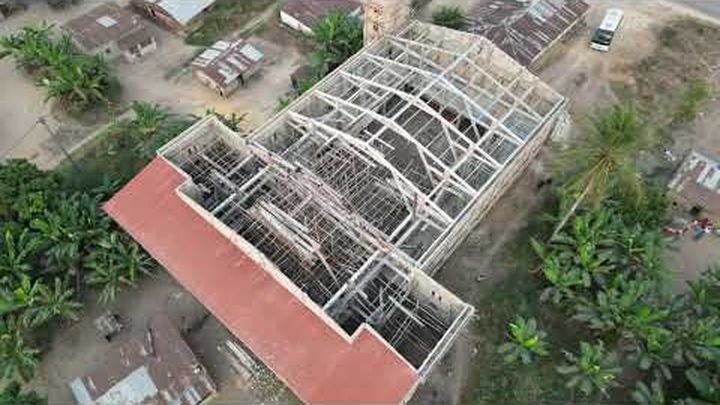 Miniature de vidéo Basílica Sagrado Coração de Jesus Cabinda, 1 sur 8