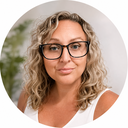 Profile photo of Ellen Jameson