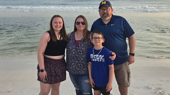Support Darren's Family in Medical Emergency campaign photo, 1 of 5
