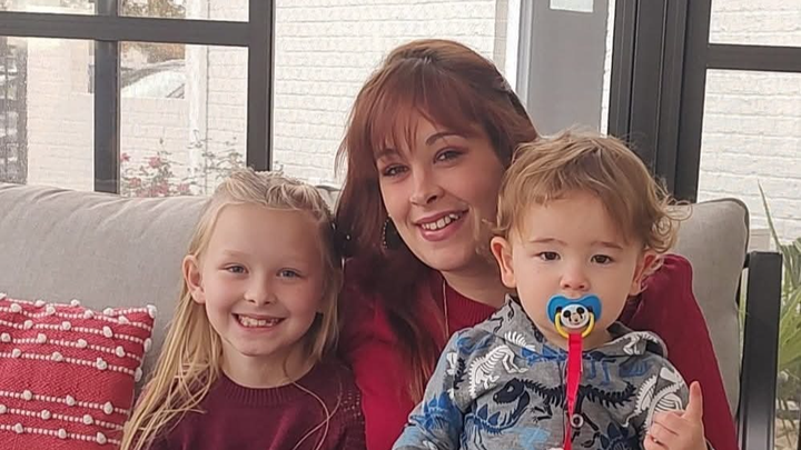 PLEASE HELP JESSICA'S FAMILY STAY TOGETHER FOR THE HOLIDAYS campaign photo, 1 of 7