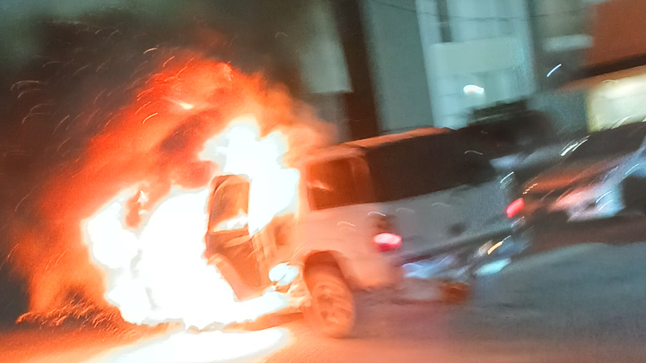 Help Dee Rebuild After Losing His SUV to Fire campaign photo, 1 of 4