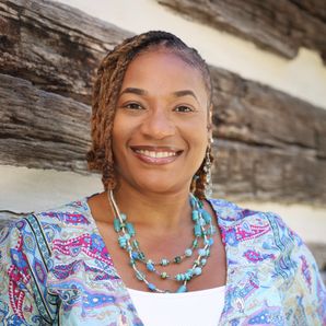 LeRoyna Edwards