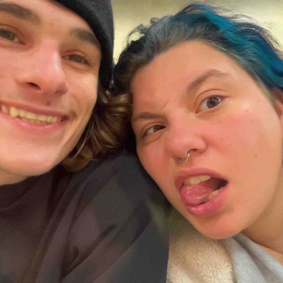 HELP LANDON N HIS FIANCE GET CLOSE TO A CAR!