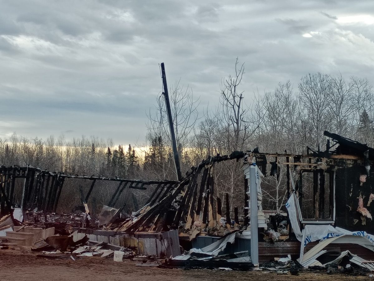 Fundraiser by Tina Johnson : Family loses everything in a devastating fire