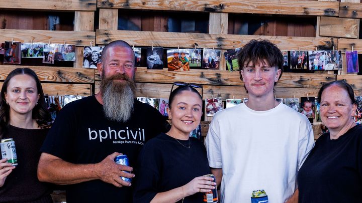 Supporting Mel, Kaili, Montana and Thomas. campaign photo, 1 of 3