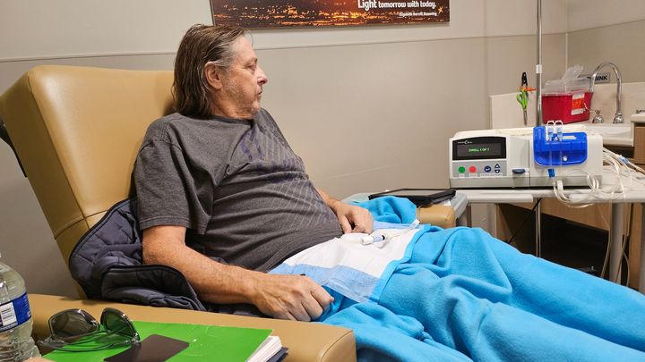 Help Ronnie Get to Dialysis and Heart Surgery campaign photo, 1 of 5