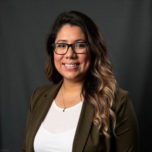 Cecilia Flores-Hernandez