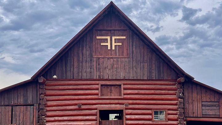 Help Barb Edmonson Rebuild Firefly Ranch After Clinton Fires campaign photo, 1 of 7