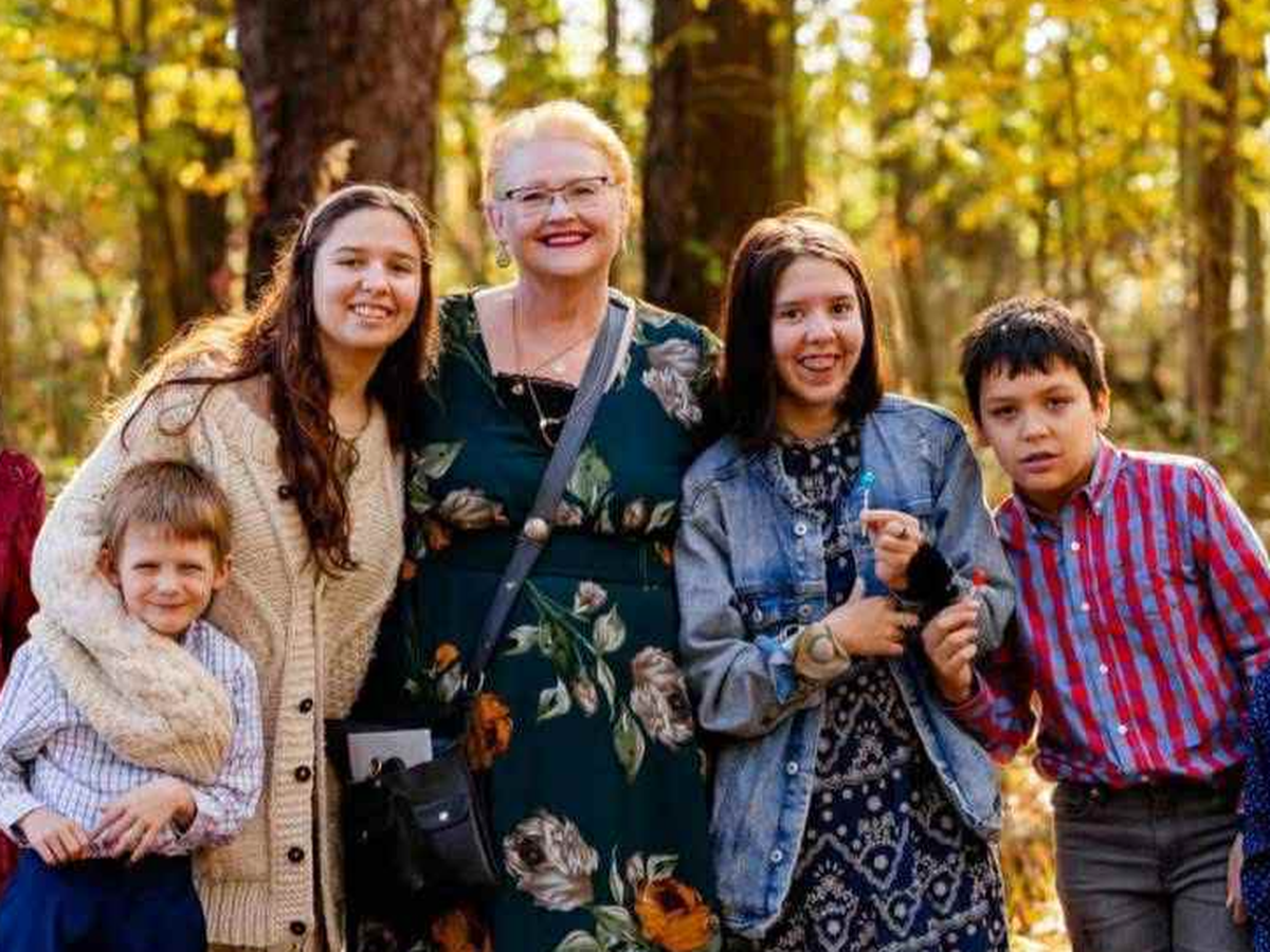 Family in Need: House Fire Relief campaign photo, 1 of 4