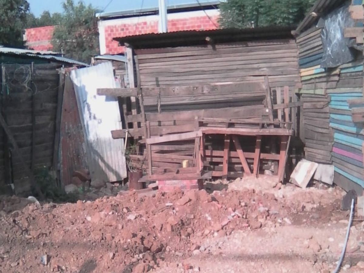 Fundraiser by Martha Hincapie : Help Marianela to re-build her home, image size:1200x900