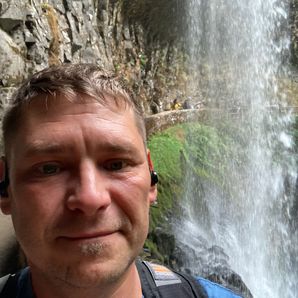 Jason J Carmichael