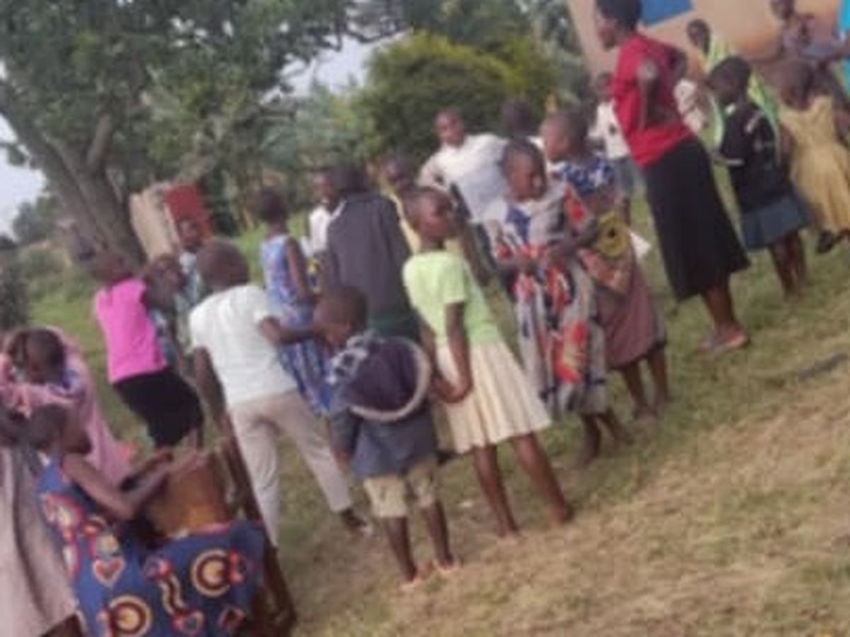 Fundraiser by Tracey Ward : To build a new shelter for Orphans