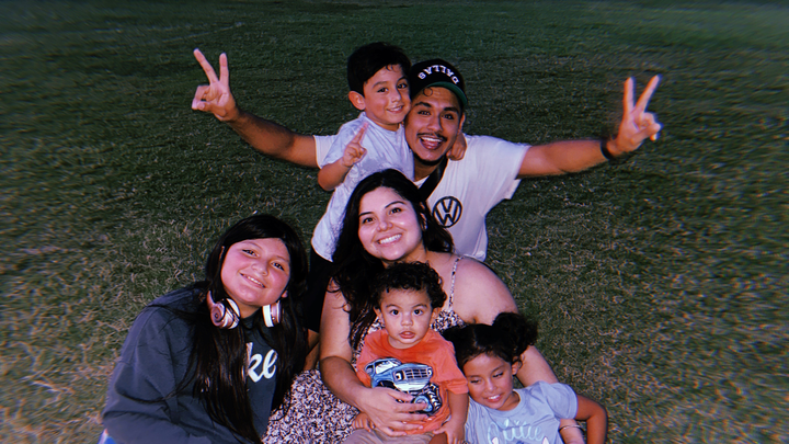 Help Hingrid Care for Her 4 Kids, Her Husband Is Detained campaign photo, 1 of 8