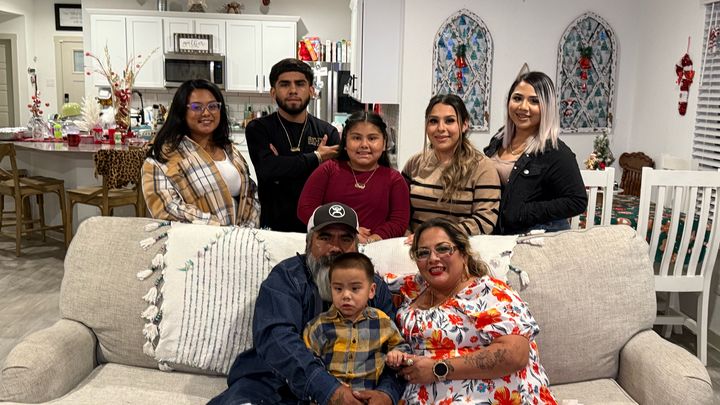 Help Bring Vicente Home to His Wife and Kids campaign photo, 1 of 8
