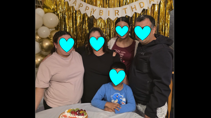 Help Margarita support her 3 children campaign photo, 1 of 3