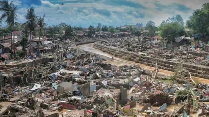 Support Typhoon Kalmaegi (Tino) Survivors in the Philippines campaign photo, 1 of 8