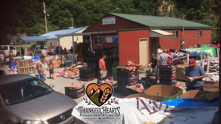 Keep Thankful Hearts Pantry's Lights On