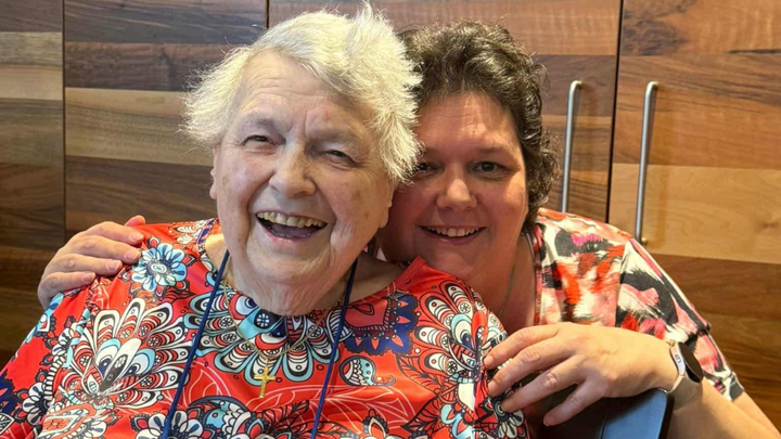 Hilfe für meine Mutter, für meine 91 jährige Oma campaign photo, 1 of 4