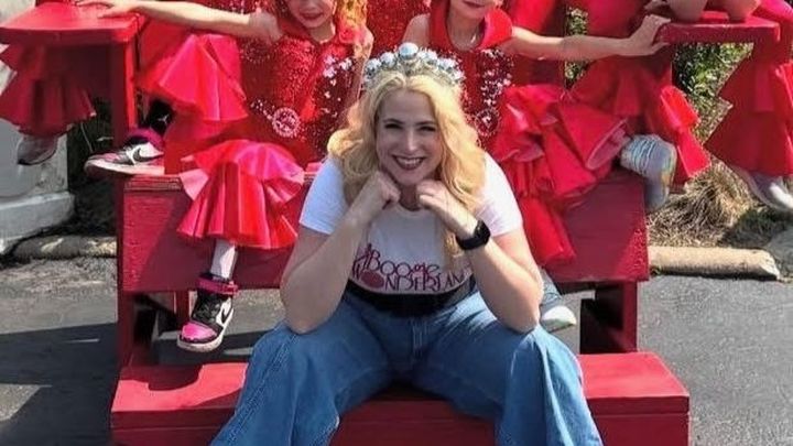 Honoring Miss Dee campaign photo, 1 of 4