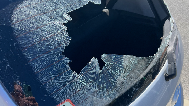 Help Mum Cover Windscreen and Wage Costs After Rock Attack campaign photo, 1 of 5