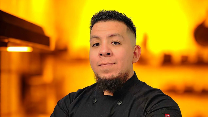 Diego Díaz campaign photo, 1 of 8
