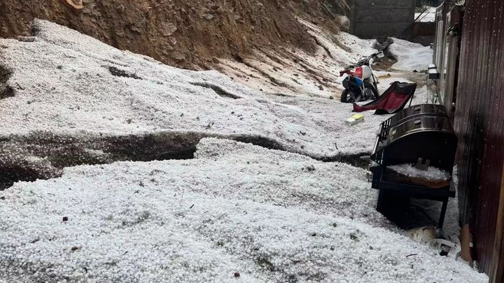 Help Hank Rebuild After Devastating Hailstorm campaign photo, 1 of 8