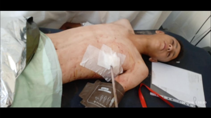 Please help Aed from Gaza get the medical treatment he needs campaign photo, 1 of 8