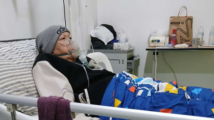 Help my grandfather in Philippines with medical expenses. campaign photo, 1 of 8