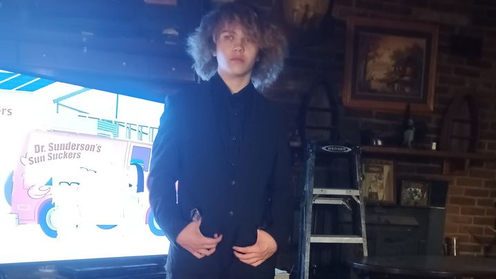 Help Bring My Son Home for the Holidays campaign photo, 1 of 3