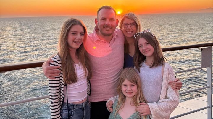 Help Hollie fight for more time with her family campaign photo, 1 of 8