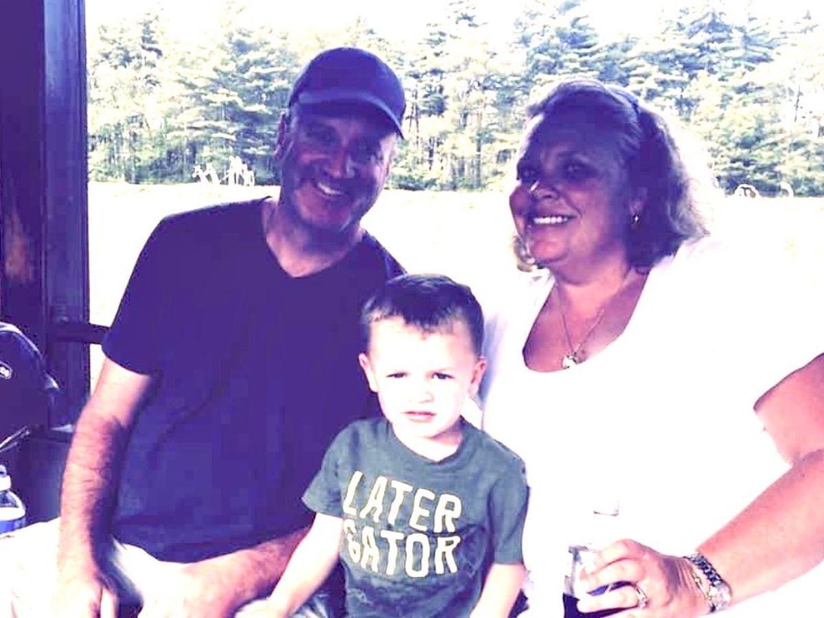Fundraiser for Kristine Lovett by Bunker Family : Krissy & John Lovett