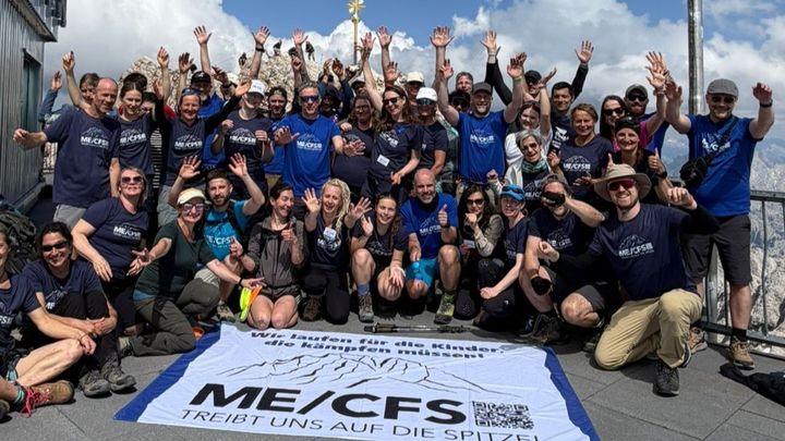 ME CFS TREIBT UNS WIEDER AUF DIE SPITZE ! campaign photo, 1 of 8